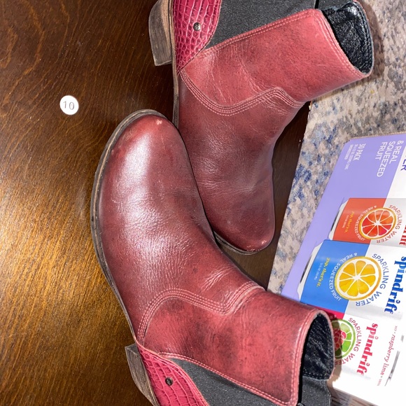 Ugg booties - Picture 5 of 5